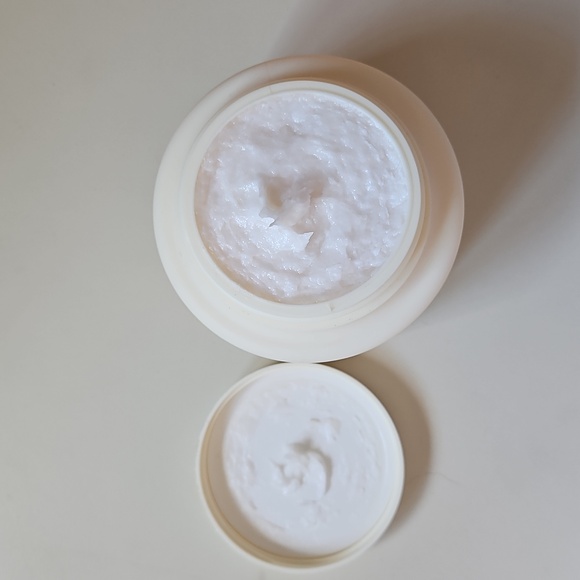 STILL BRAND NEW Authentic Beauty Concept Replenish Mask - Picture 3 of 3